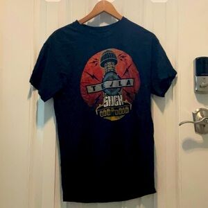 Men’s Tesla concert T shirt